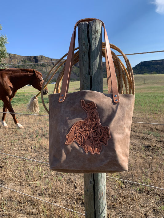 Bronc Tote